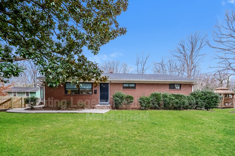 Foto principal - 147 Harmon Ave