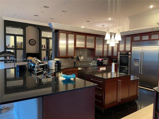 Building Photo - 131 Dockside Cir