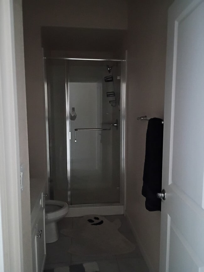 Building Photo - 4907 Regatta Ct