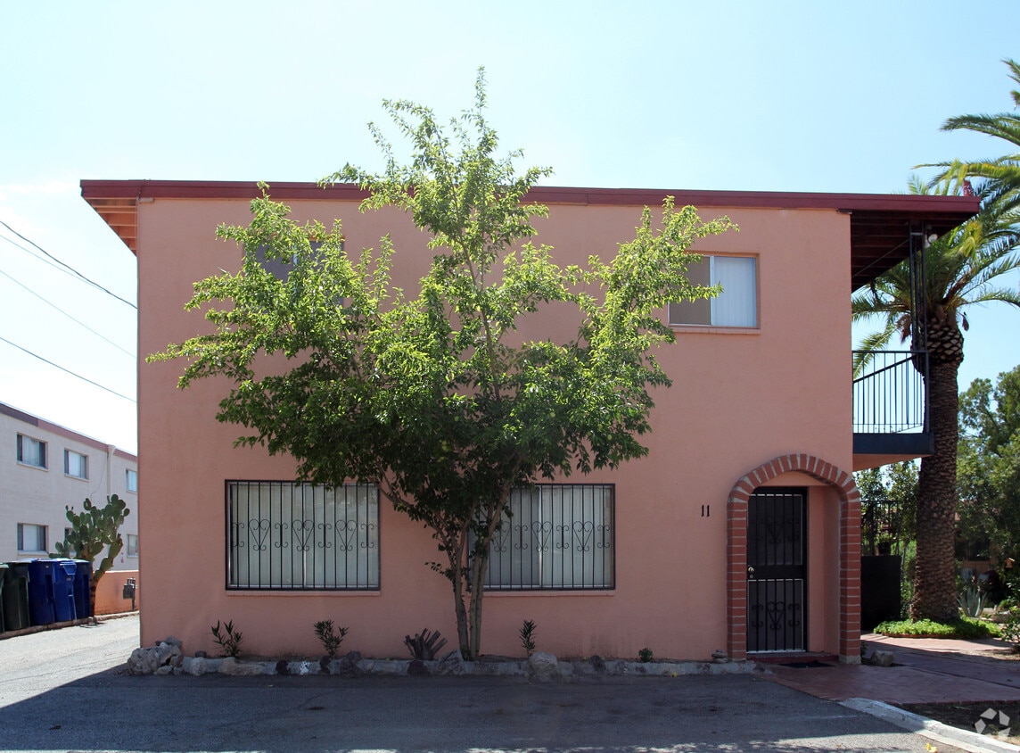 Foto del edificio - 947 N Alvernon Way