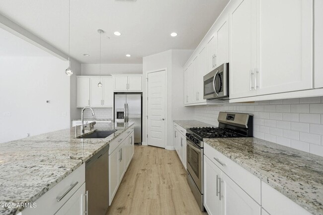 Foto del edificio - 9749 E Tahoe Ave