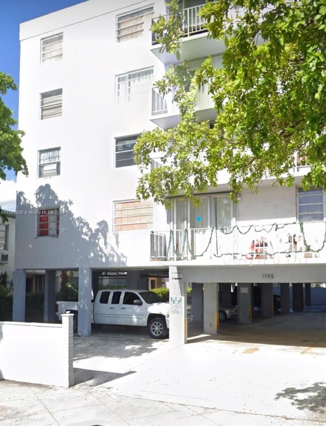 Primary Photo - 1145 Normandy Dr