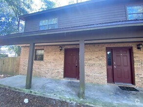 Building Photo - 3701 Donovan Dr