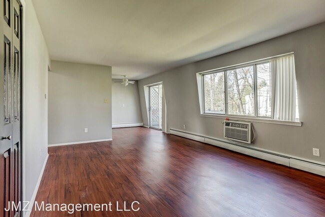 Building Photo - 2173 Decker Rd