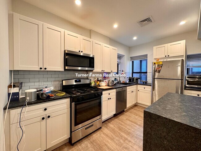 Foto del edificio - 1516 Tremont St