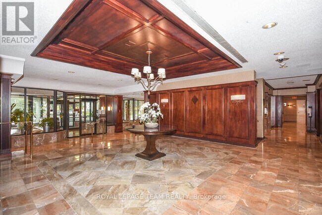 Photo du bâtiment - 1510 Riverside Dr.