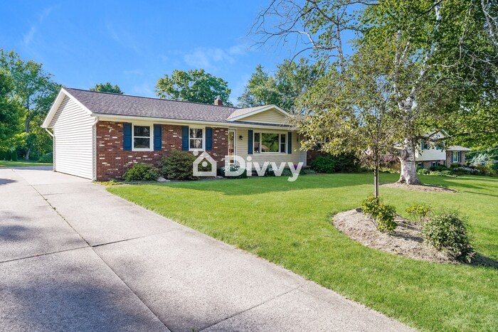 Primary Photo - 8591 Glennridge Avenue Northwest