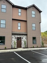 Building Photo - 3273 Brodhead Rd