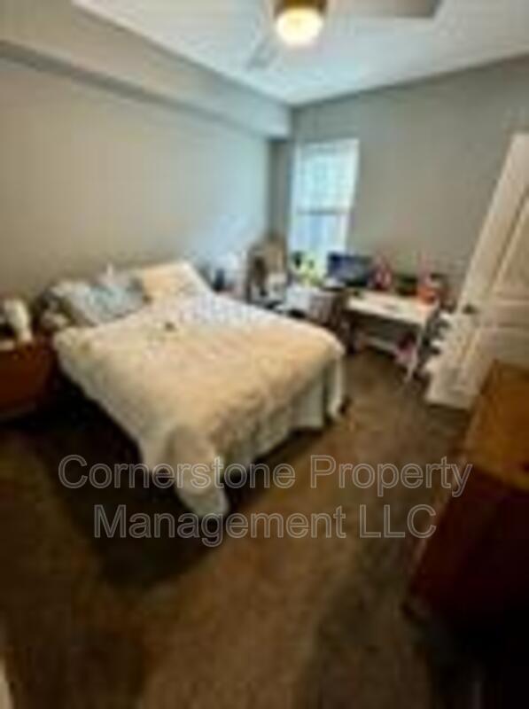 Foto del edificio - 935 Michigan St