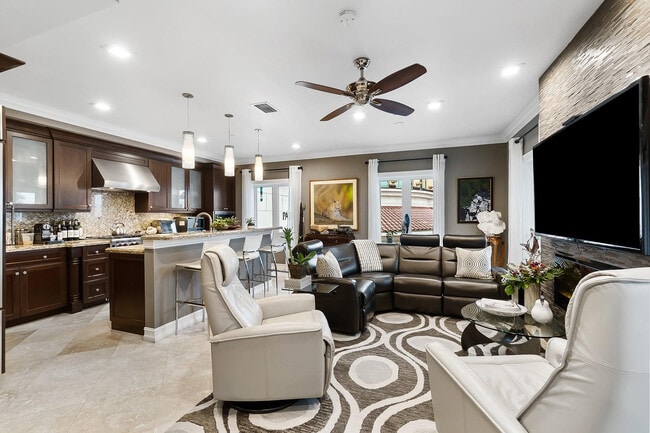 Building Photo - 301 Tarpon Dr