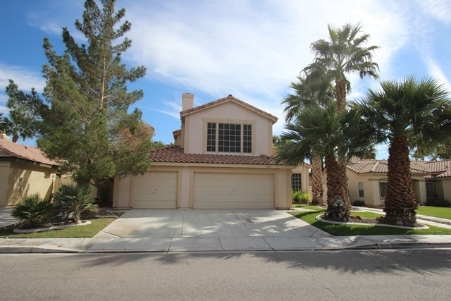 Primary Photo - Beautiful 2 Story Home With Pool!!!