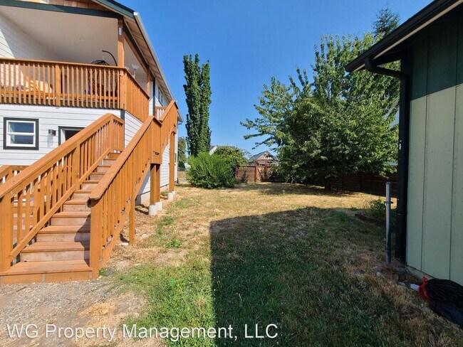 Building Photo - 2 br, 1 bath House - 2502 S J St