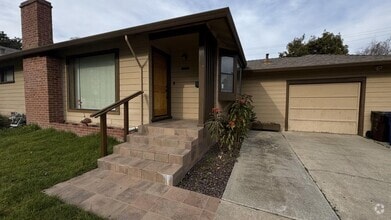 1241 Escalona Dr