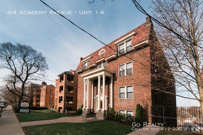 Foto del edificio - 44 Academy Ave