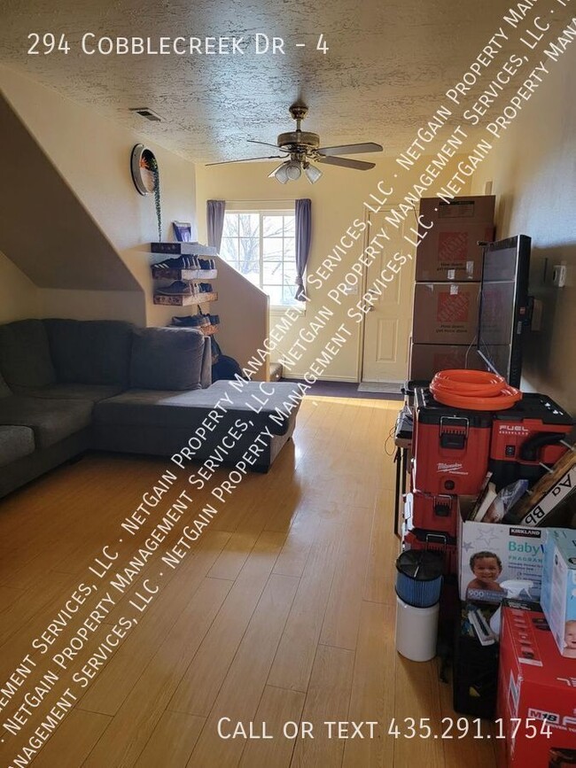 Foto del edificio - 294 E Cobblecreek Dr