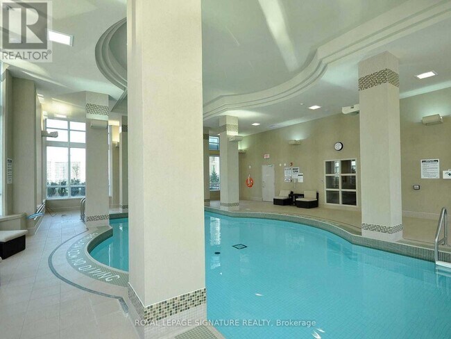 Photo du bâtiment - 208 Enfield Pl