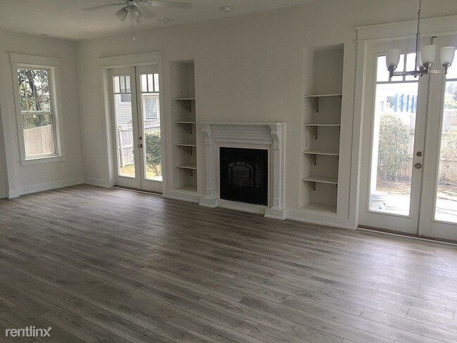 Foto del edificio - 4 br, 3 bath House - 4456 Luke Avenue