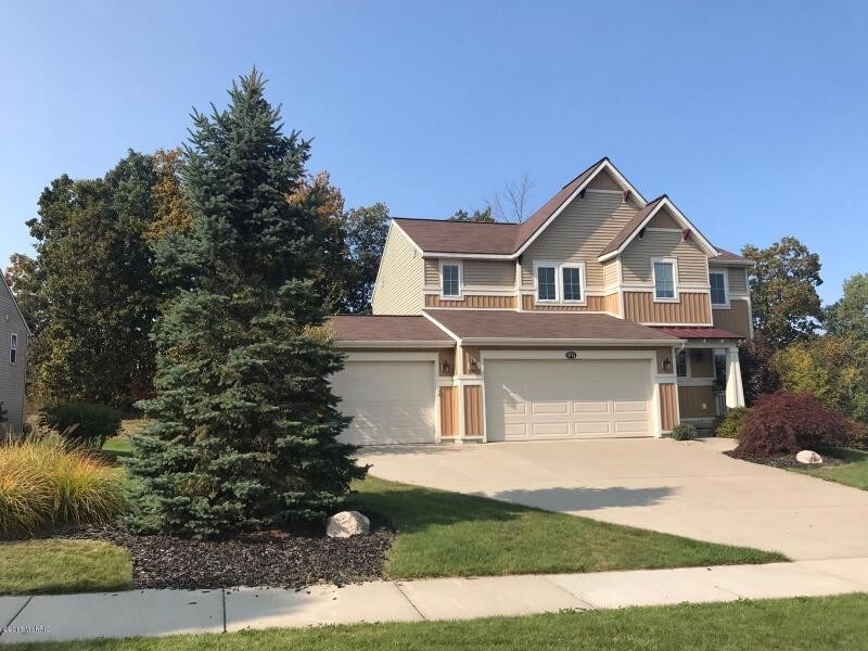 Primary Photo - 9741 Sunset Ridge Dr NE