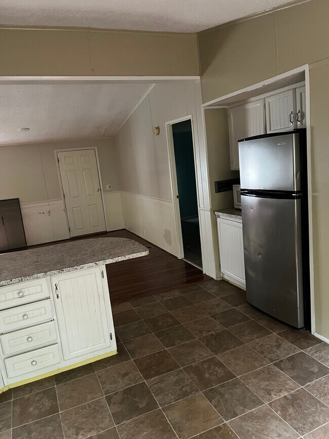 Kitchen - 12 Spruce St
