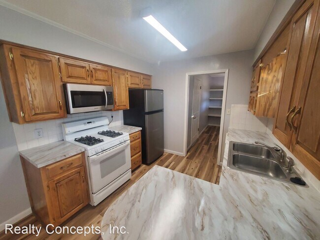 Building Photo - 3 br, 2 bath House - 1000 Jerry