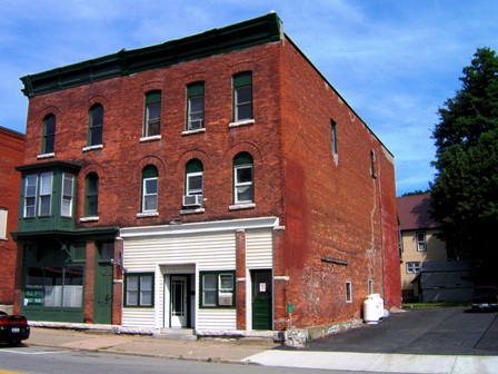 Primary Photo - 23 E Main St