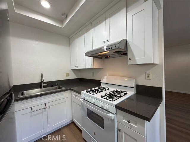 Building Photo - 800 Grand