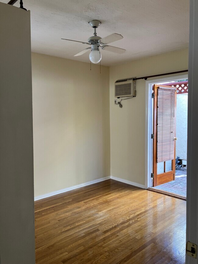 Building Photo - 7263 Waring Ave
