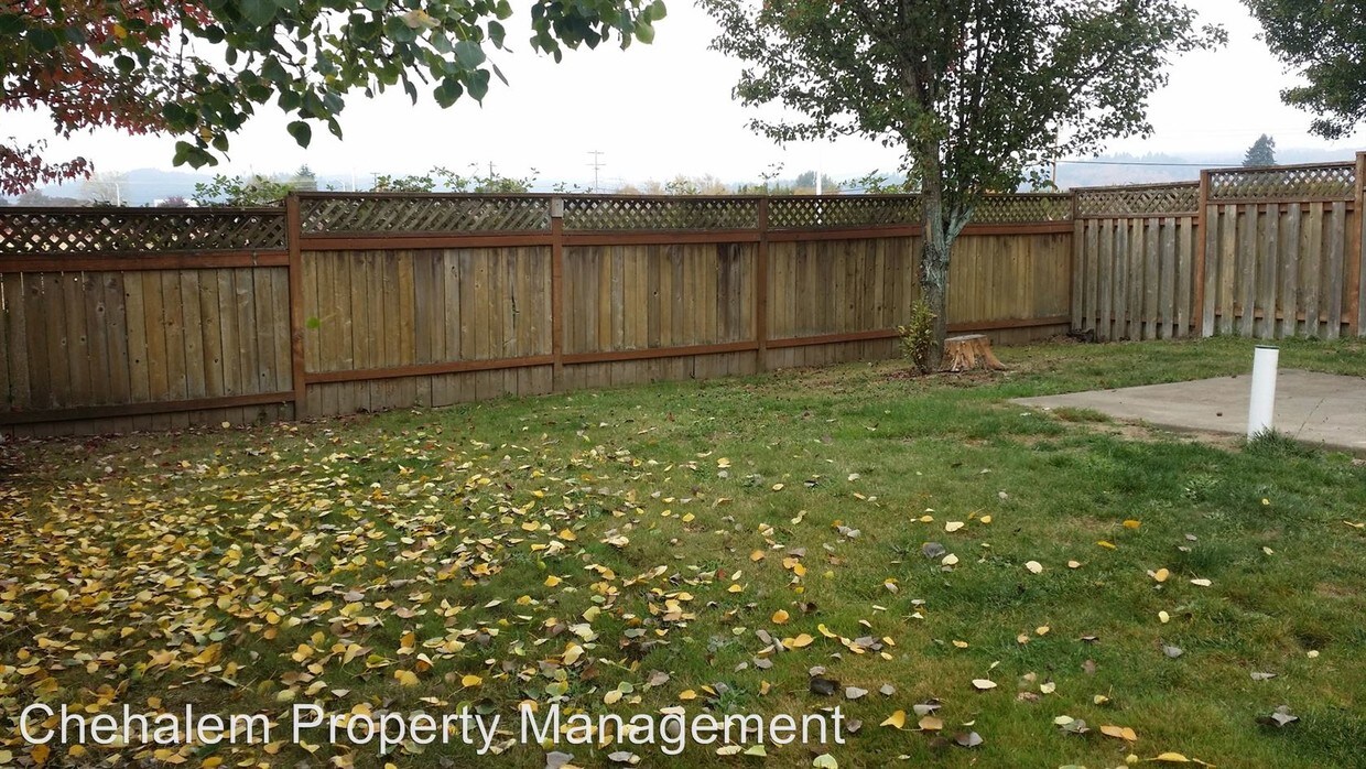 Foto principal - 2391-2395 NW Haun Dr