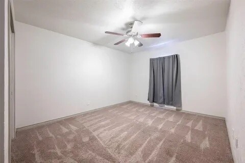 Foto del edificio - 5800 Maiden Ln
