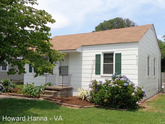 Foto del edificio - 2 br, 1 bath House - 4616 Coronet Avenue