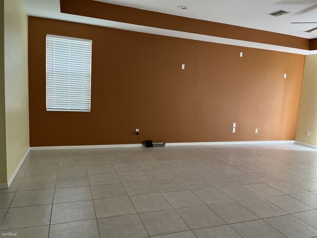 Foto del edificio - 5 br, 4 bath House - 20035 Bluff Oak Boule...