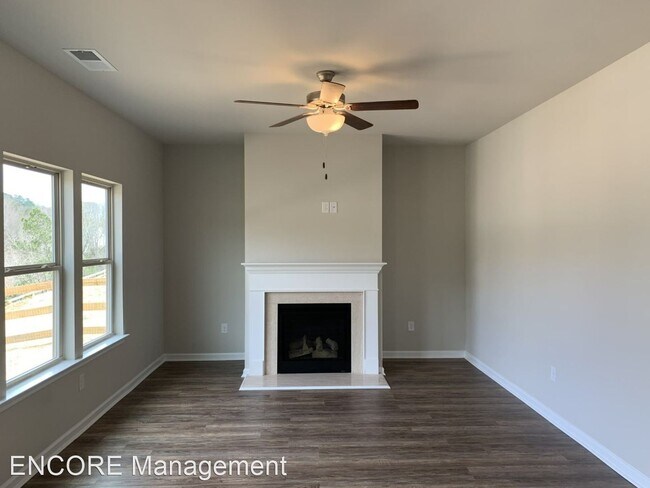 Building Photo - 4 br, 2.5 bath House - 212 Creek View Place