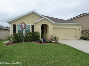 Building Photo - 965 Newton Cir