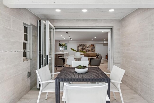 Photo - 1231 15th Terrace Apartment