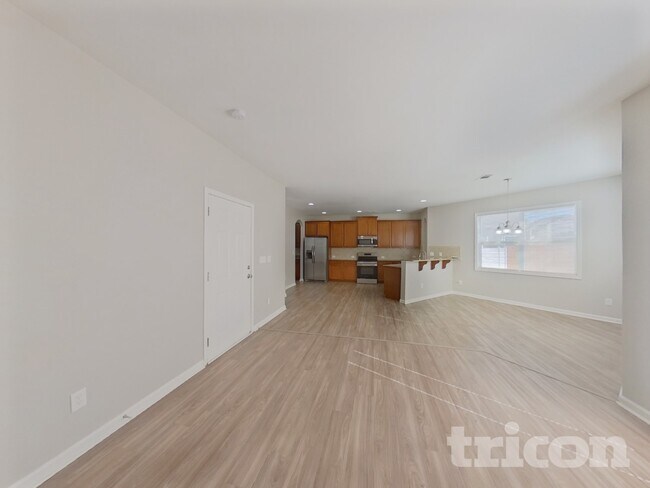 Foto del edificio - 2017 Rockycreek Ln