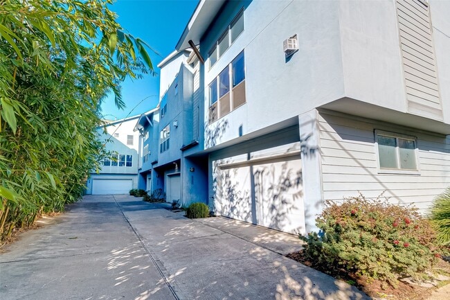 Foto del edificio - 4308 Lillian St