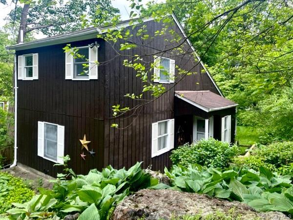 Foto principal - 8 Sunset Dr