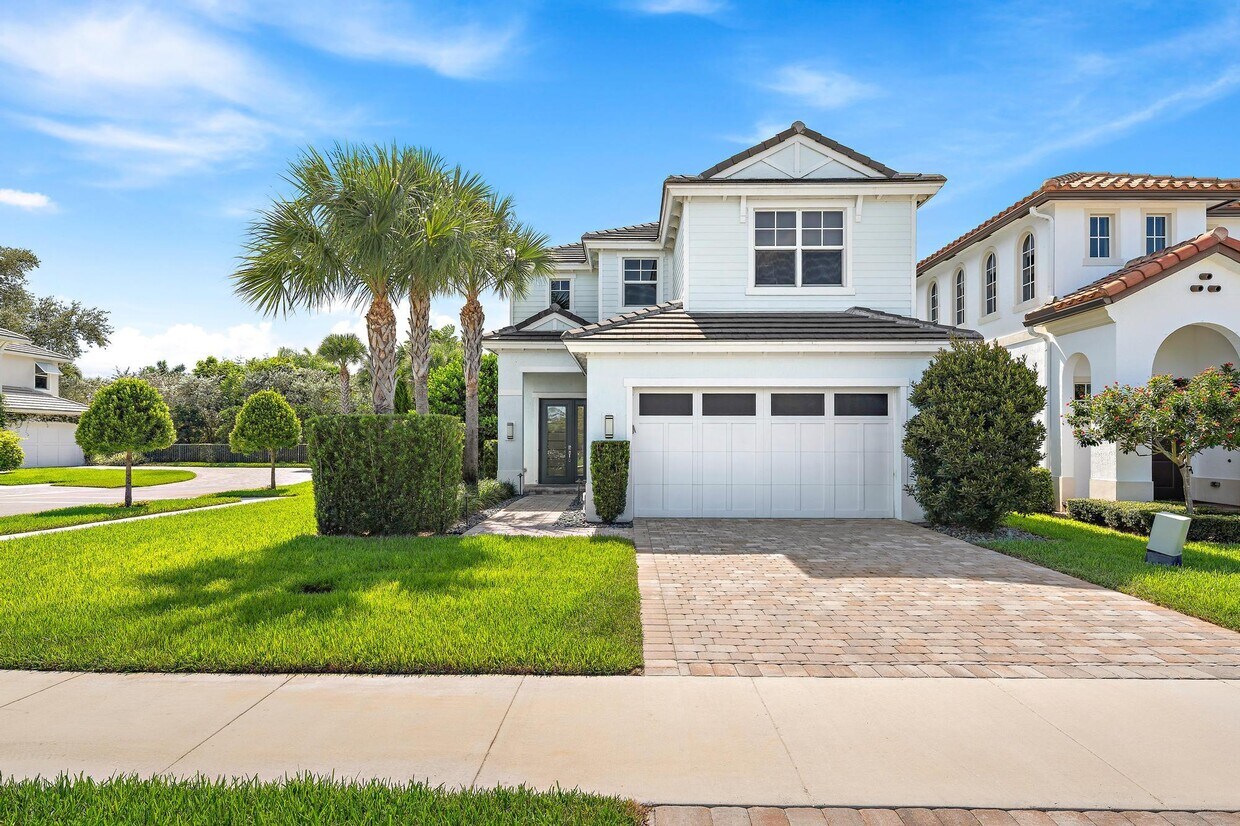 Foto principal - 117 Bonnette Hunt Clb Ln