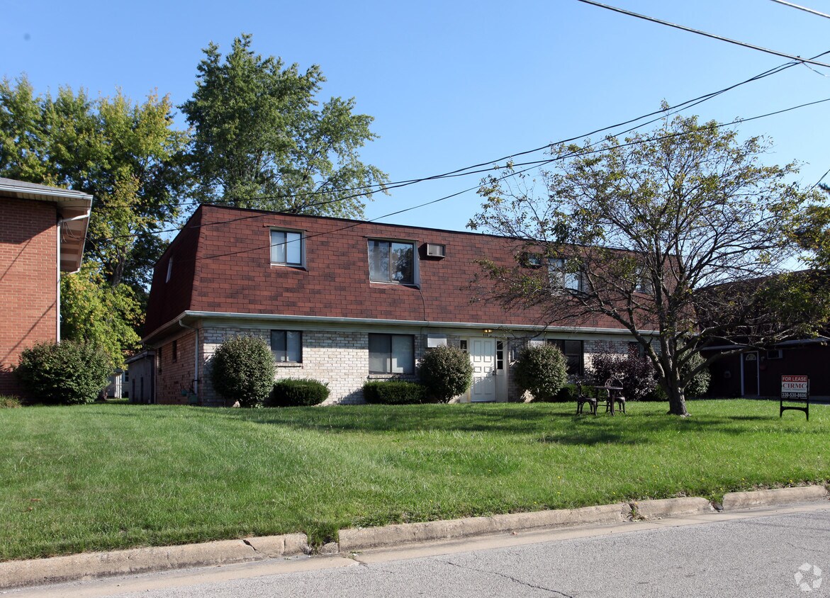 868 Cook Ave, Boardman, OH 44512 Apartments in Boardman, OH
