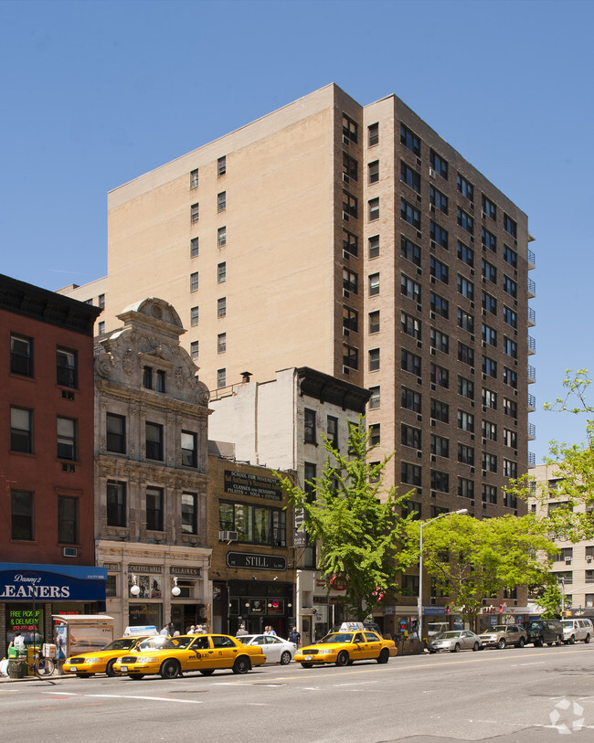 Building Photo - Gramercy Green