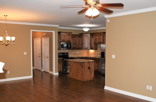 Building Photo - 4181 Heritage Oak Dr