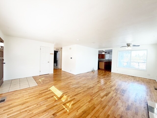 Foto del edificio - 120 N Cambrian Ave
