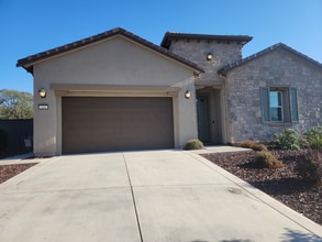 Building Photo - 218 Seacrest Ct