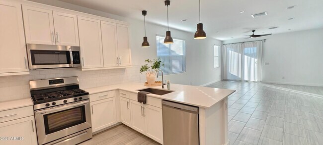 Foto del edificio - 31962 N 125th Ave