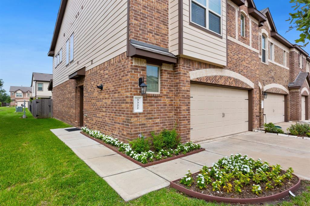 3322 Orch Brg Ln, Rosenberg, TX 77471 Condo for Rent in Rosenberg, TX