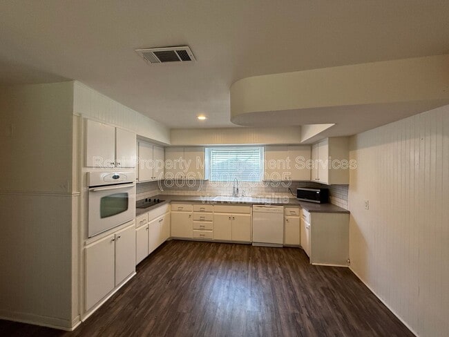 Foto del edificio - 3804 47th St