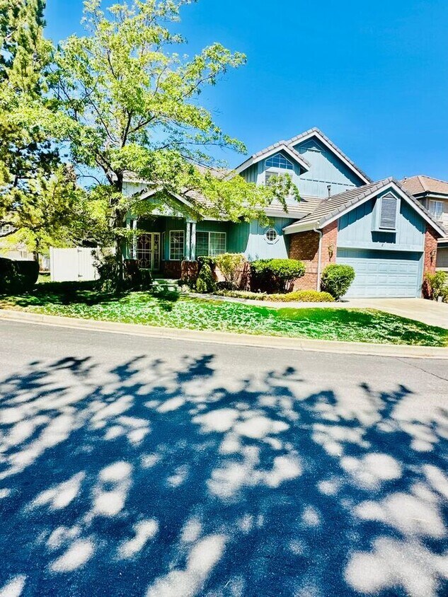 Foto principal - 4665 Waltham Ct