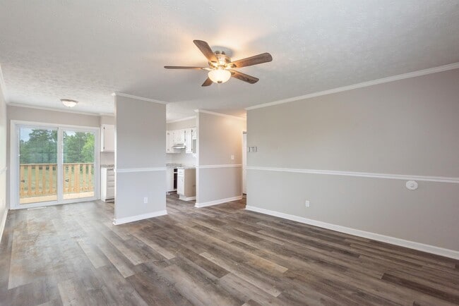 Building Photo - 2832 Vicksburg Ln