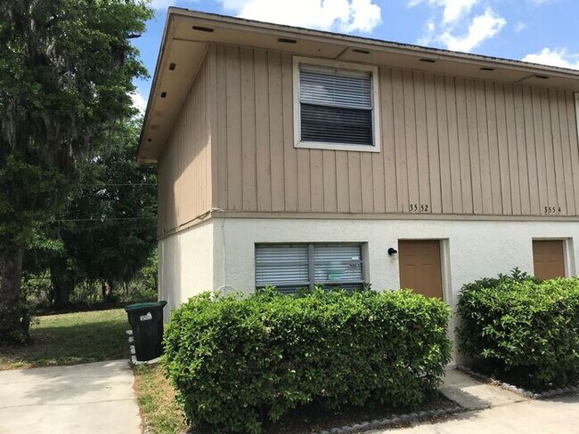 Foto del edificio - Cute 2/1.5 Town Home Available Near UCF!