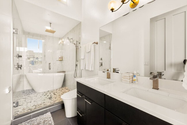 Photo - 21 E 15th St Apartment